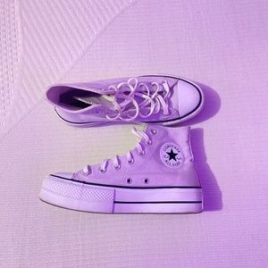 Converse/ Shoes